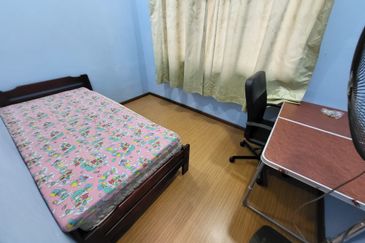 Oug 2 Storey Renovated Full Furnished House For Rent