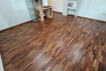 Oug / Taman Yarl Gated Guarded Bungalow For Sale