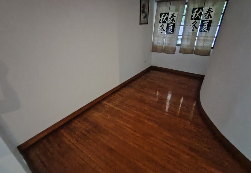 Oug / Taman Yarl Gated Guarded Bungalow For Sale