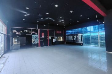 Oug / Petaling Jaya Commercial Bungalow High Visibility For Rent