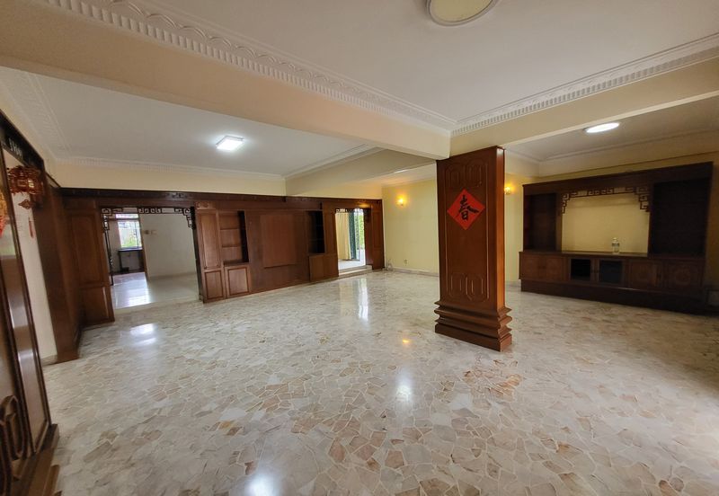 Oug 2 Storey Bungalow Corner House For Rent