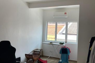 Oug / Happy Garden 2.5 Storey Newly Renovated House for Rent