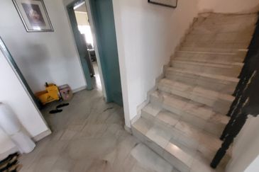 Oug / Happy Garden 2 Storey Gated Guarded Terrace House For Sale