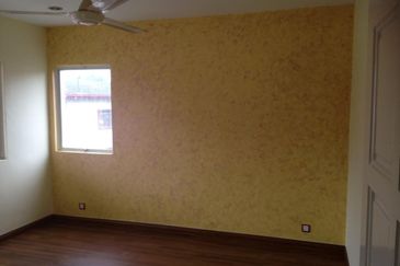 Oug 2 Storey Bungalow For Sale