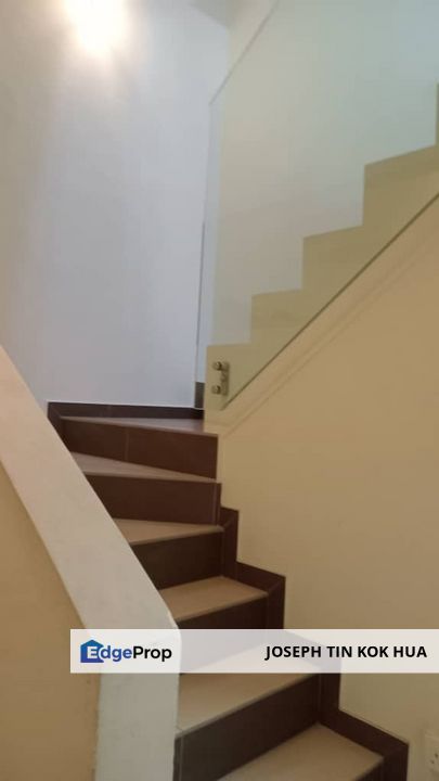Bukit Oug Townhouse Upper Floor For Sale, Kuala Lumpur, Bukit Jalil