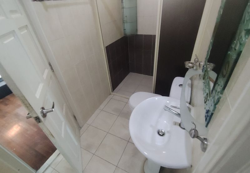 Overseas Union Garden