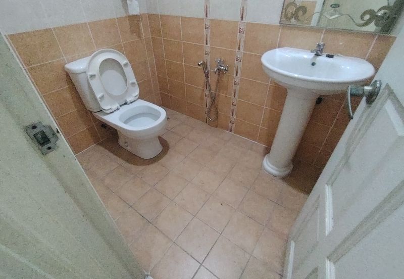 Overseas Union Garden