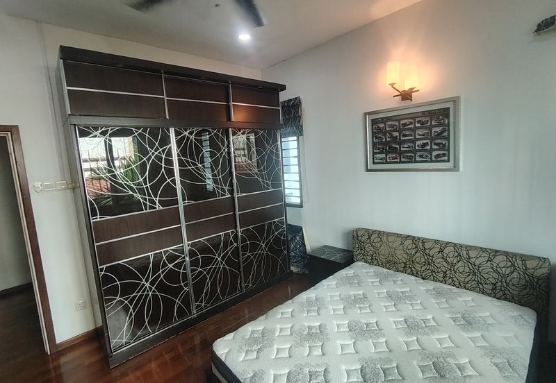 Overseas Union Garden