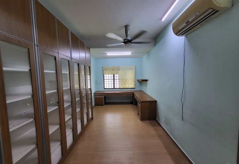 Overseas Union Garden