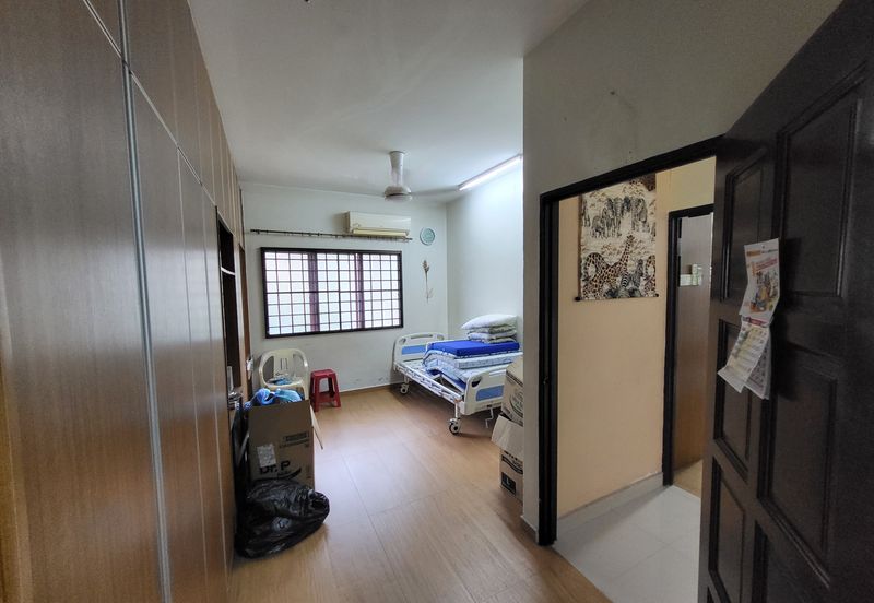 Overseas Union Garden