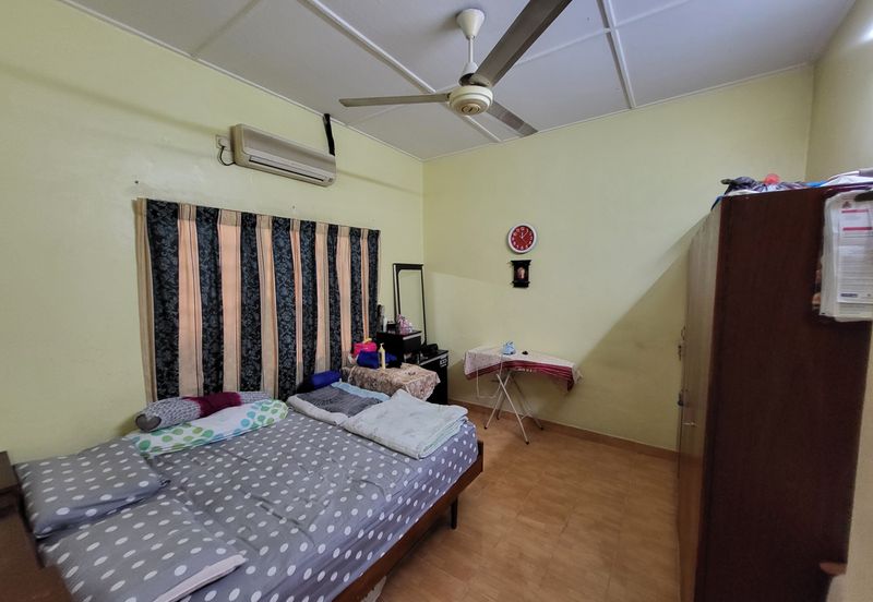 Overseas Union Garden