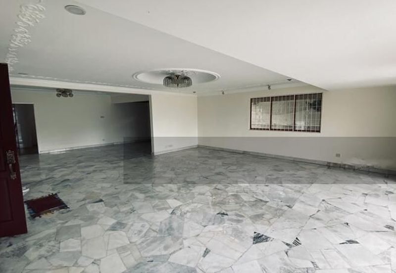 Overseas Union Garden