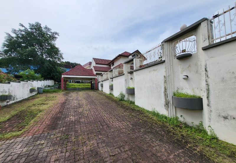 Overseas Union Garden