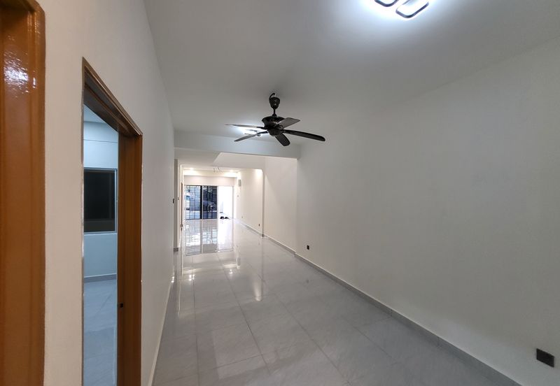 Overseas Union Garden