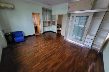 Overseas Union Garden