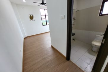 Overseas Union Garden