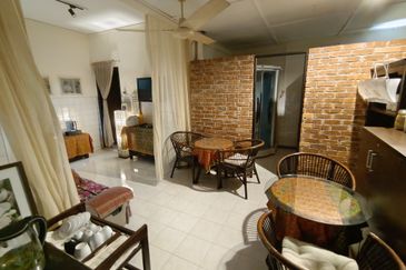 Overseas Union Garden