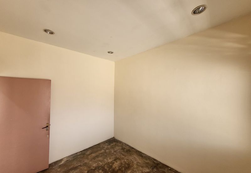 Overseas Union Garden