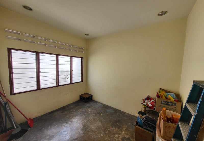 Overseas Union Garden