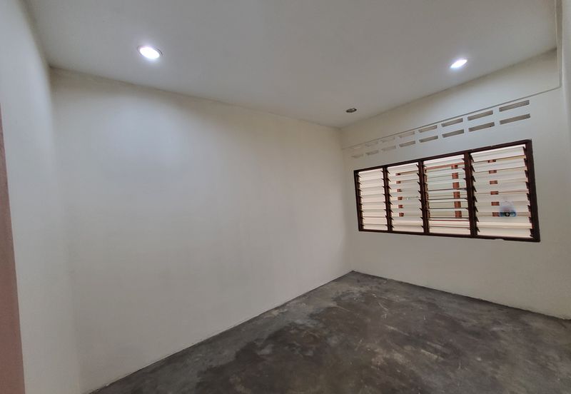 Overseas Union Garden