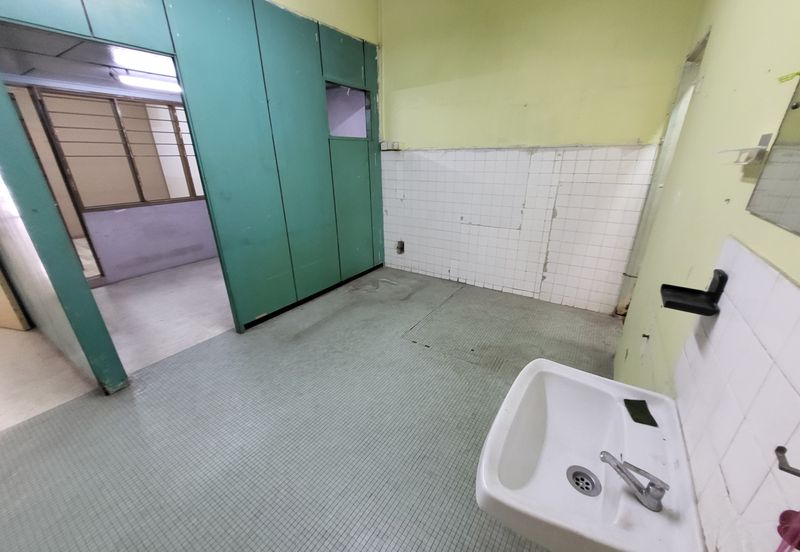 Overseas Union Garden