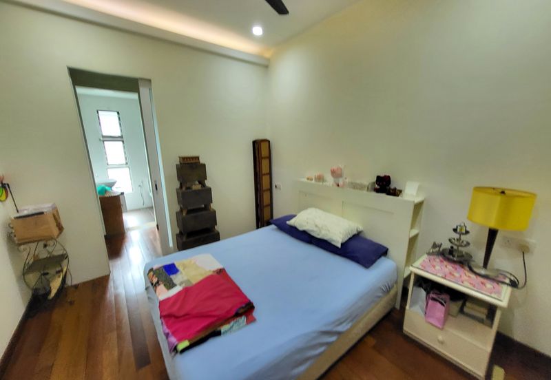 Overseas Union Garden