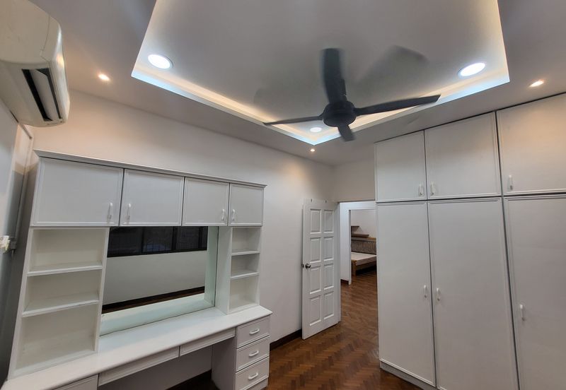 Overseas Union Garden