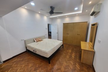 Overseas Union Garden