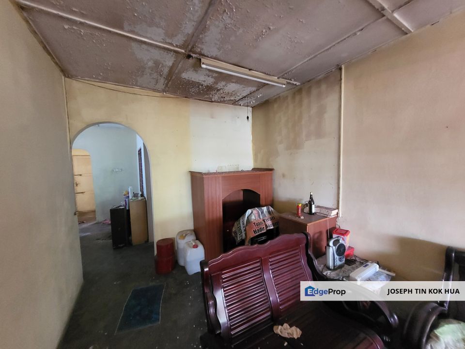 Rasa Utama 1 Storey Terrace Endlot For Sale, Selangor, Rasa