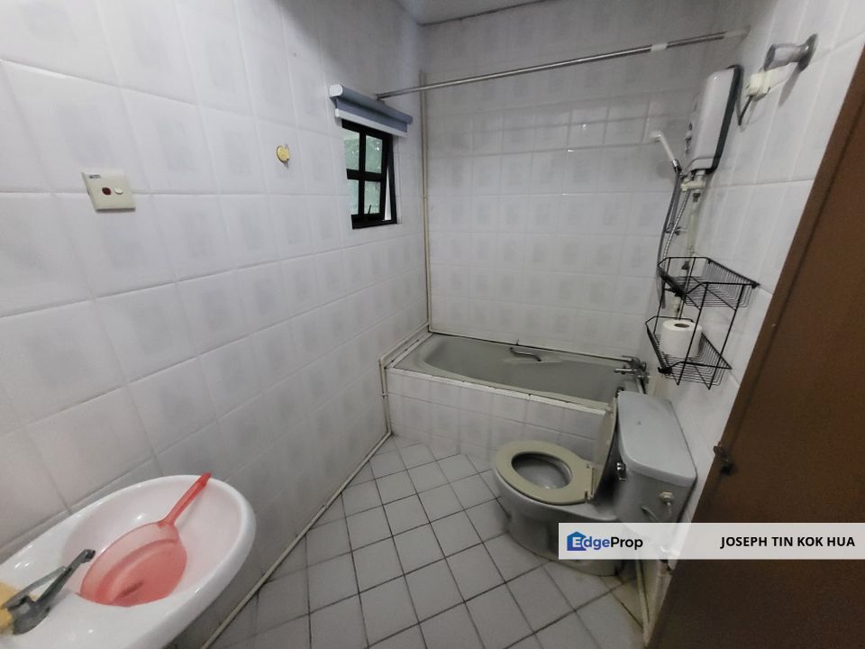 Old Klang Road / Jalan Klang Lama Bungalow Near Mid Valley For Sale, Selangor, Petaling Jaya