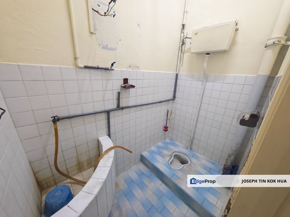 Oug / Happy Garden 2 Storey Semi D Quiet Area for Sale, Kuala Lumpur, KL City