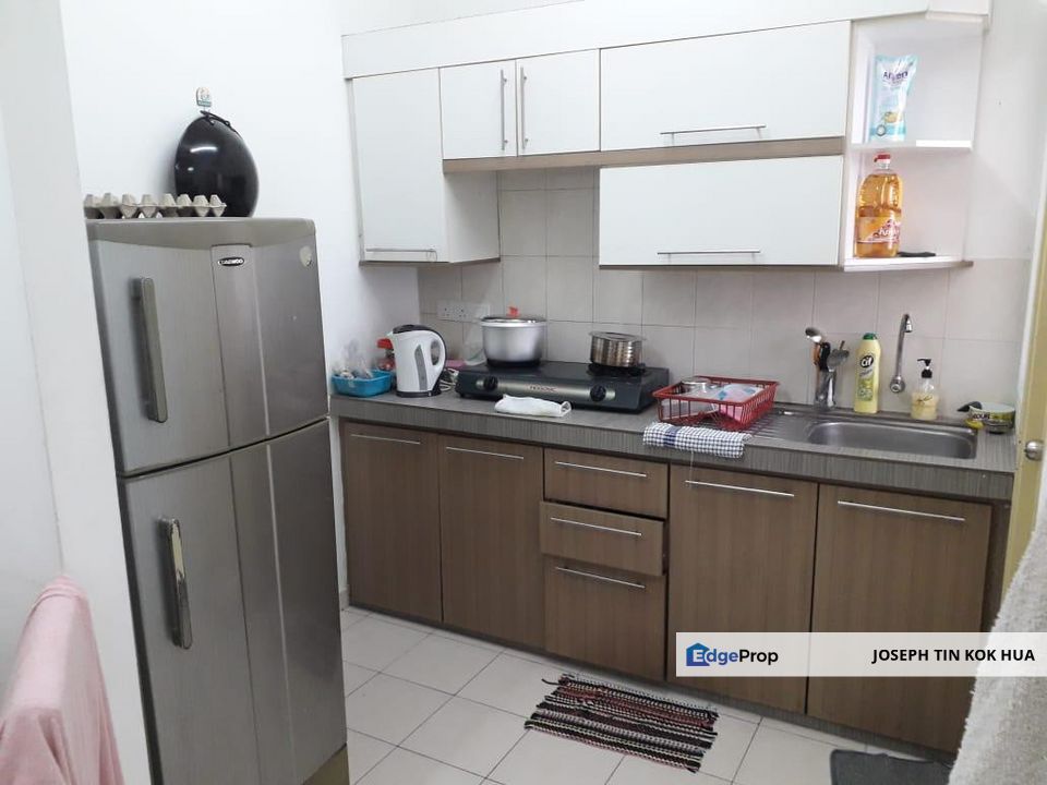 Subang Condo Casa Subang Facing Swimming Pool For Sale, Selangor, USJ