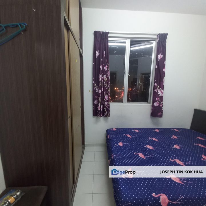 Subang Condo Casa Subang Facing Swimming Pool For Sale, Selangor, USJ
