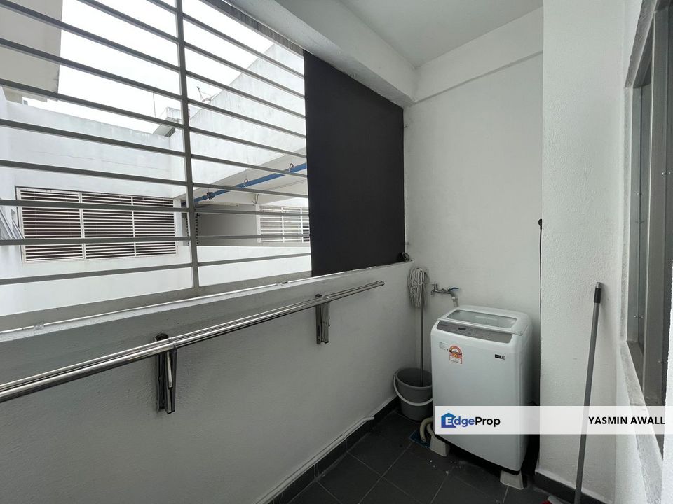 PARTIALLY FFURNISHED Apartment South Bayu Residence 2 Putra Nilai, Bandar Baru Nilai., Negeri Sembilan, Nilai