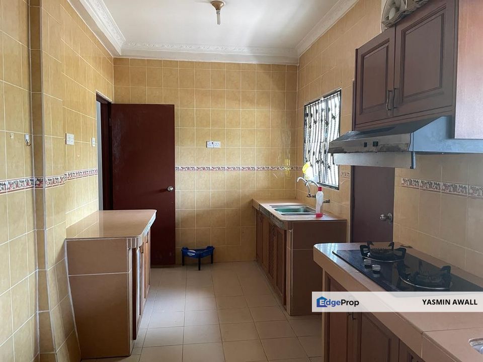 RENOVATED 1.5 Storey Bungalow Laman Jasmin, Kota Seriemas Nilai, Negeri Sembilan, Nilai