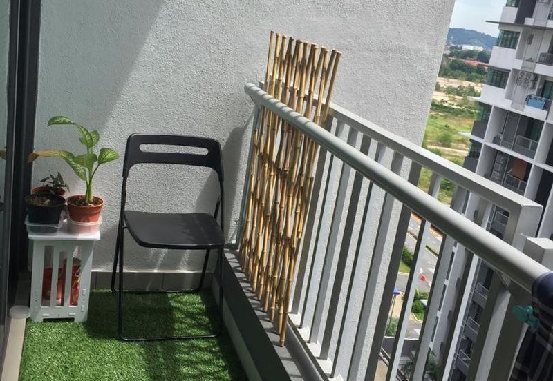 FACING POOL Almera Residensi, Laman Puteri 3, Bandar Puteri Bangi