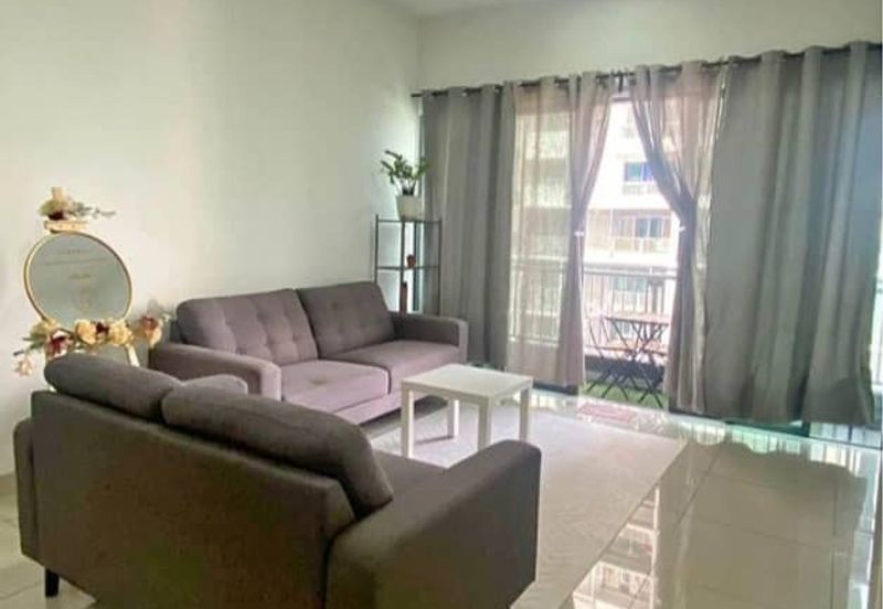 FACING POOL Almera Residensi, Laman Puteri 3, Bandar Puteri Bangi