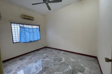 GREAT LOCATION Double Storey Bungalow Taman PD Villa, Port Dickson 