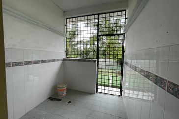 GREAT LOCATION Double Storey Bungalow Taman PD Villa, Port Dickson 