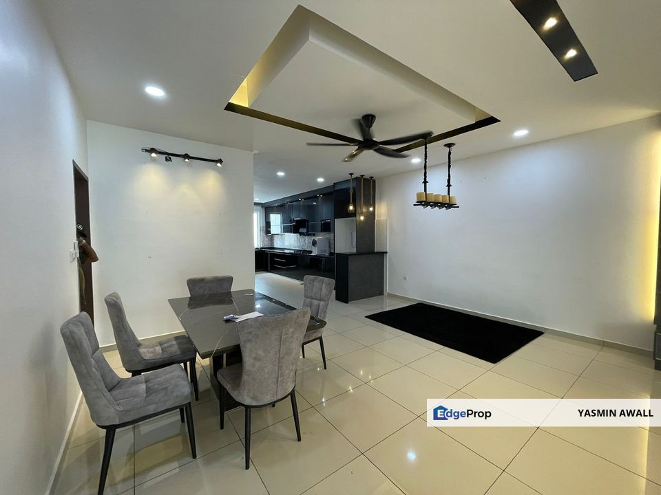 HILL TOP RENOVATED Double Storey Terrace Cadena Ara Sendayan , Negeri Sembilan, Seremban