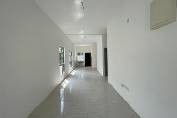 TAMAN BAYU INDERA, LUKUT