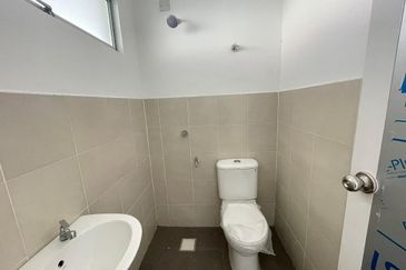 TAMAN BAYU INDERA, LUKUT