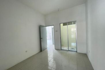 TAMAN BAYU INDERA, LUKUT