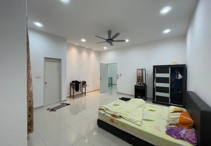 RENOVATED Double Storey Terrace Castora 1 Sendayan