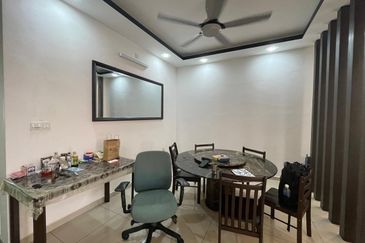 RENOVATED Double Storey Terrace Castora 1 Sendayan