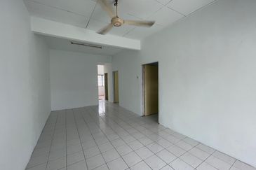 GOOD CONDITION Single Storey Taman Merdeka, Batu Berendam, Melaka