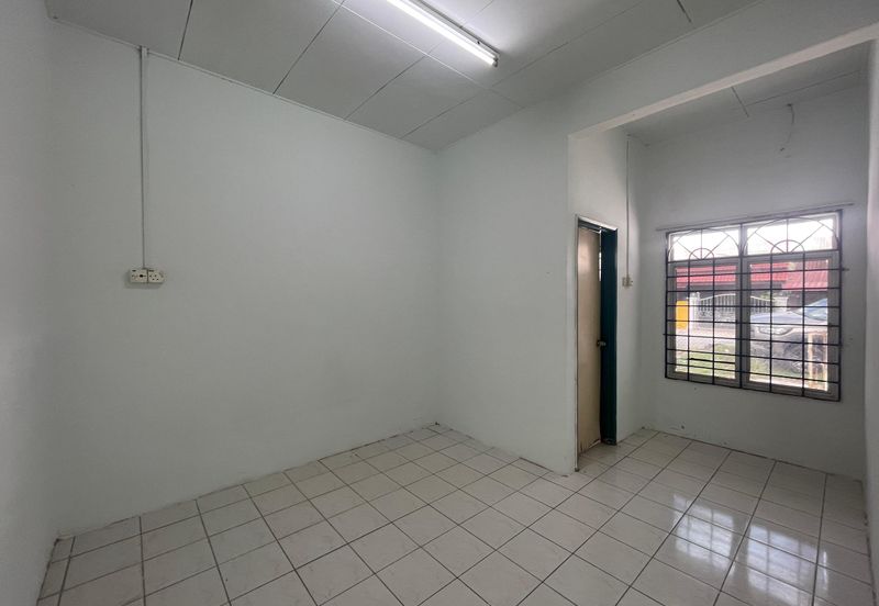 GOOD CONDITION Single Storey Taman Merdeka, Batu Berendam, Melaka