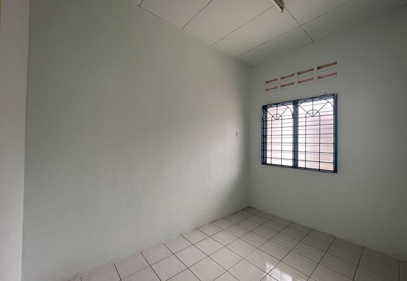 GOOD CONDITION Single Storey Taman Merdeka, Batu Berendam, Melaka