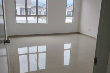 NEW HOUSE Double Storey Terrace Taman Arowana, Lenggeng, Mantin, Negeri Sembilan