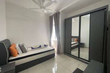 FULLY FURNISHED Townhouse Nilai Perdana